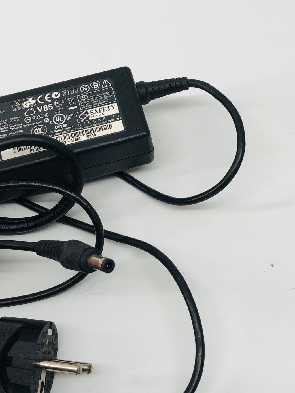 Laptop oplader Acer, Dell inspirion 18v 65 Watt