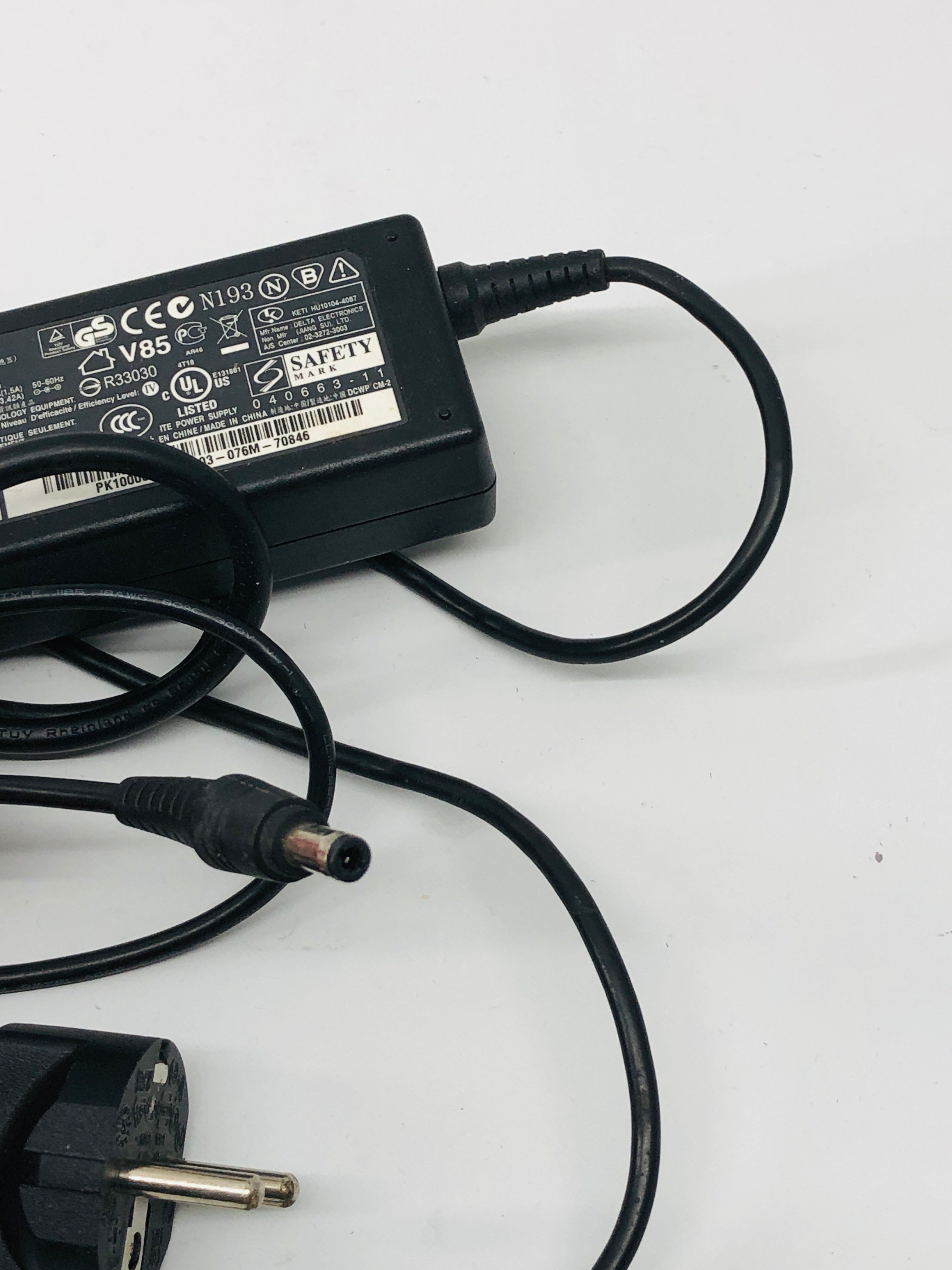 Laptop oplader Acer, Dell inspirion 18v 65 Watt