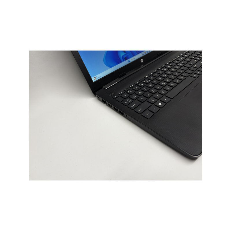 HP laptop i5 8250u
